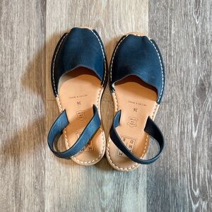 NWOT Handmade Navy Leather Avarca Sandals